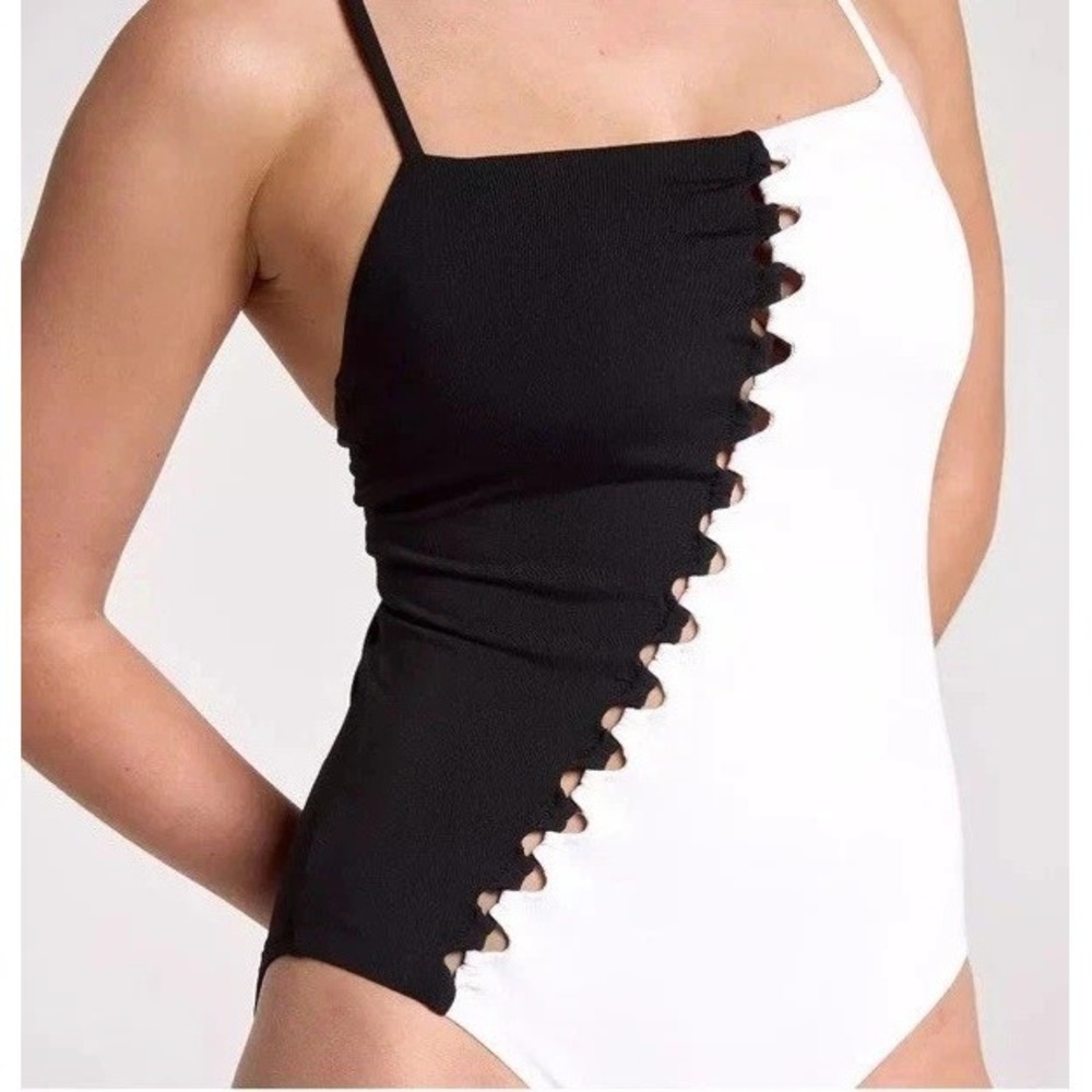 Calia One Piece Looped Apron‎ Neck Swimsuit Women's 12 Pure White/Black NWT